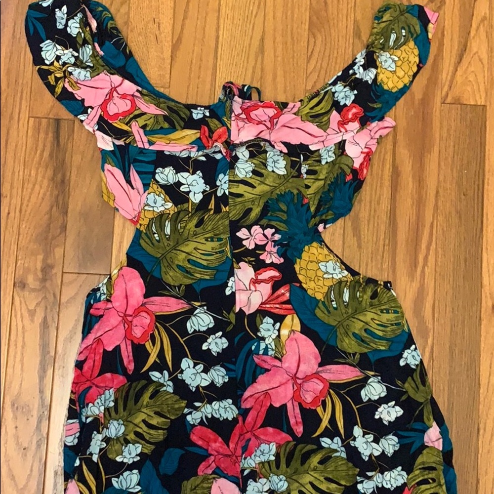 Summer Dress - Picture 4 of 5